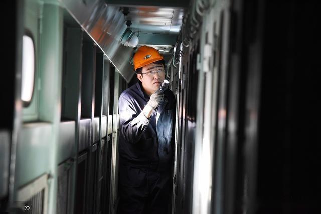 什么是開(kāi)關(guān)柜？如何分類？它適用于哪里？