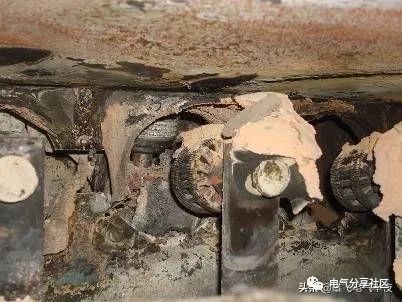 輕微開關柜故障會造成重大損失,請注意高壓電工