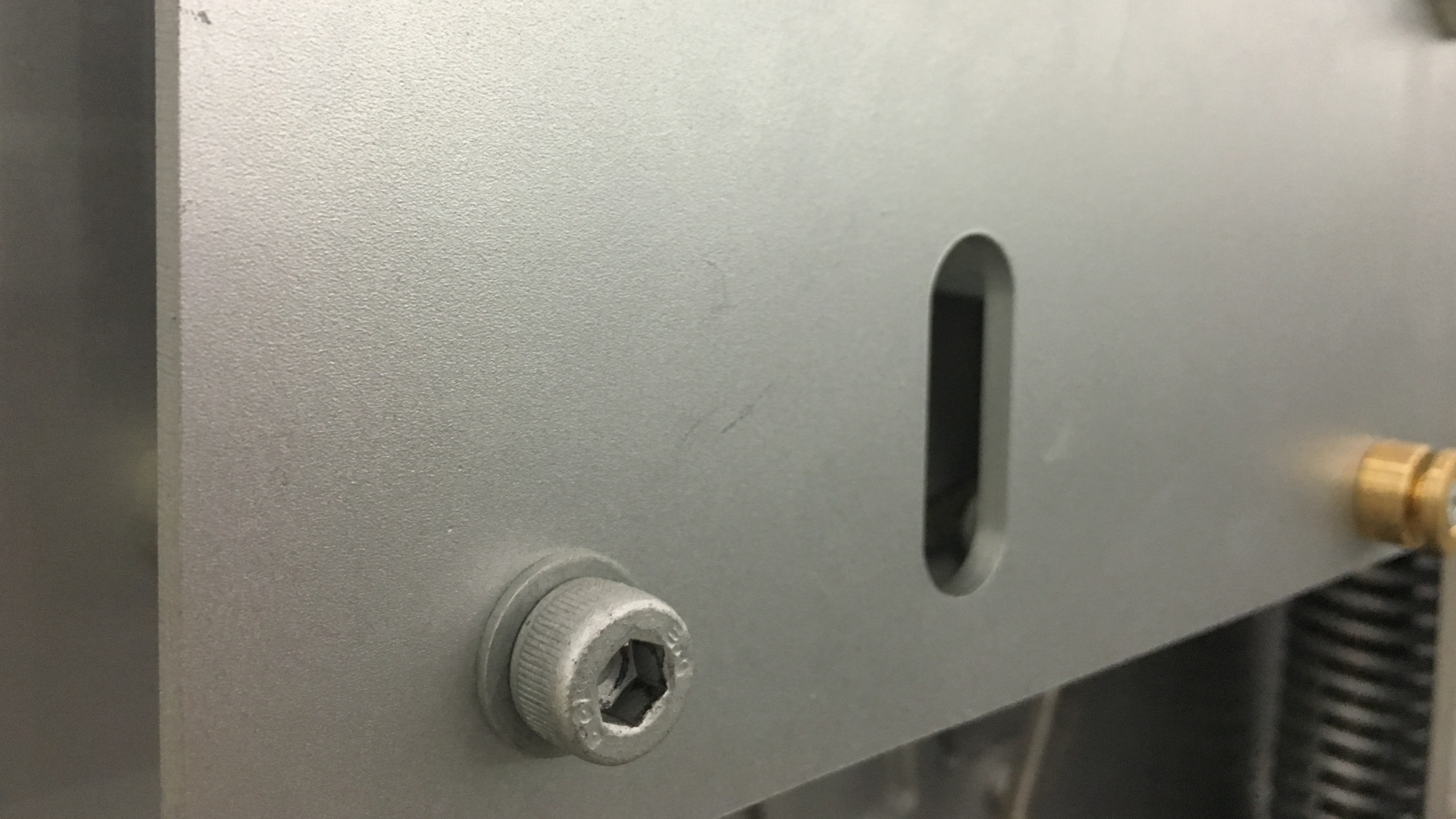 如何從根本上提高開關(guān)柜操作機(jī)構(gòu)的耐腐蝕性,請參見......