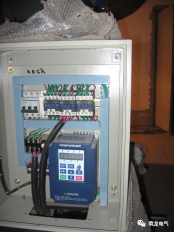 《建筑電氣工程施工質(zhì)量驗收規(guī)范》GB50303-2015 配電箱(機柜)安裝詳細說明!