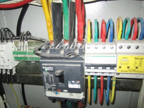 《建筑電氣工程施工質(zhì)量驗收規(guī)范》GB50303-2015 配電箱(機柜)安裝詳細說明!