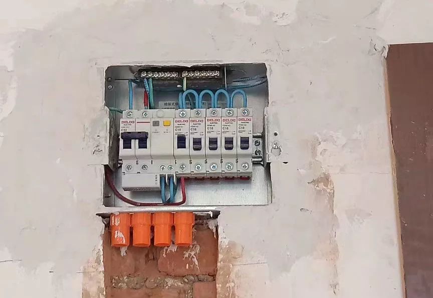 在安裝配電箱之前，這個細節不能馬虎。